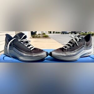 Nike Black and White Running Sneakers